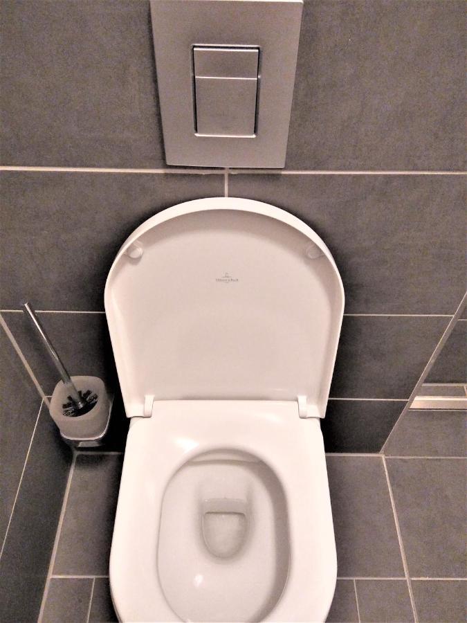 Sroom Stuttgart Flughafen Messe Лайнфелден-Ехтердинген Екстериор снимка