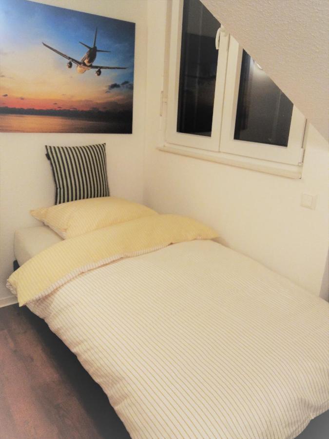 Sroom Stuttgart Flughafen Messe Лайнфелден-Ехтердинген Екстериор снимка
